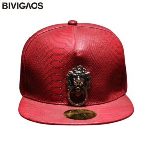 New Metal Sculpture Lion Head Snapback Hats Snakeskin Leather Hip Hop Cap Men Punk Style Baseball Caps For Men Women Black Red